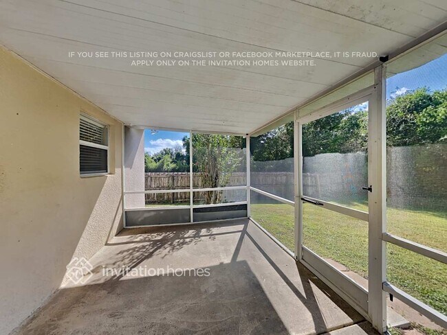 Building Photo - 5728 Oakwood Knoll Dr