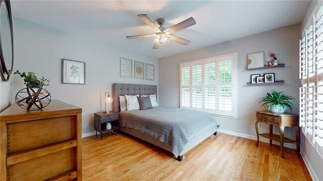 Building Photo - 908 Willivee Dr