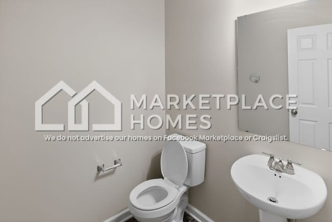 Building Photo - 10147 Morning Sun Ct