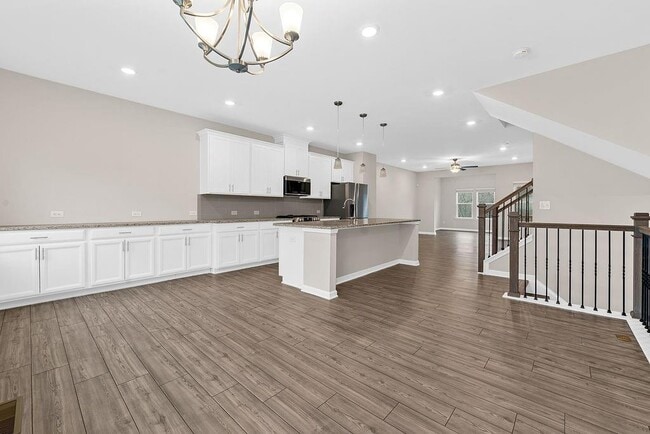 Building Photo - 2247 Pink Hawthorn Dr