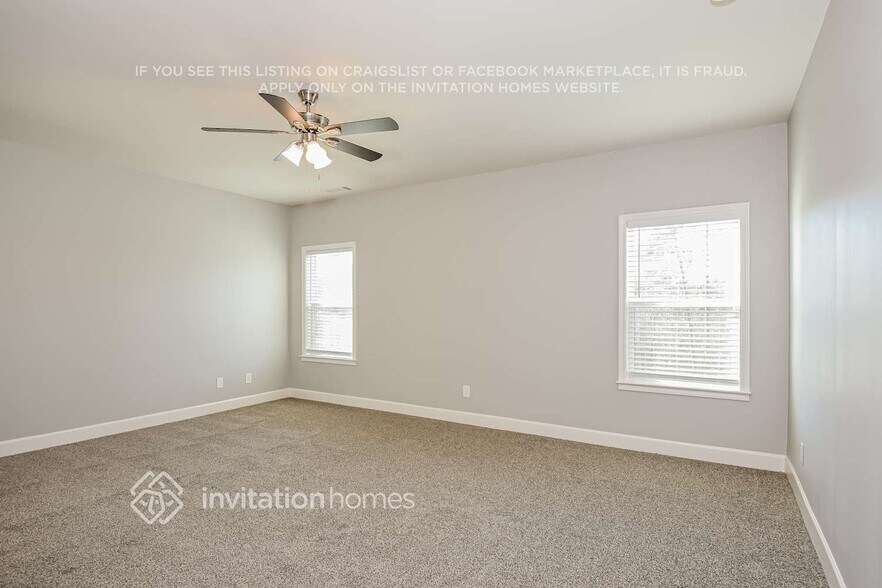 Building Photo - 5853 Ridgedale Ct