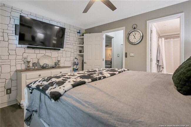 Building Photo - 3351 Galleria Dr