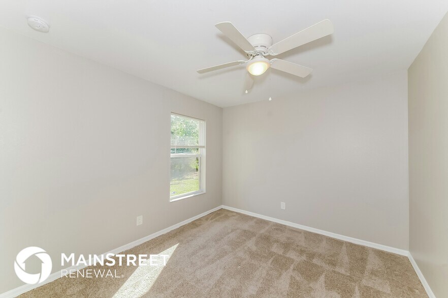 Building Photo - 1366 Fairoaks Dr