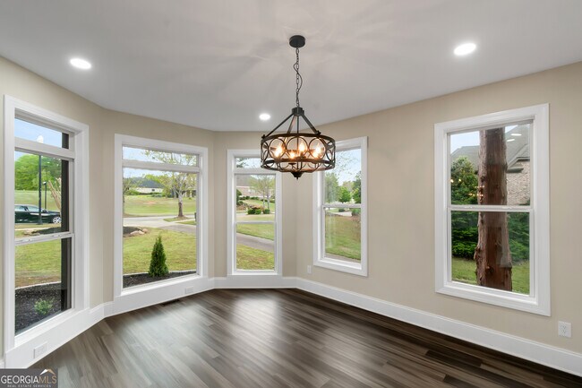 Building Photo - 6048 Golf View Crossing