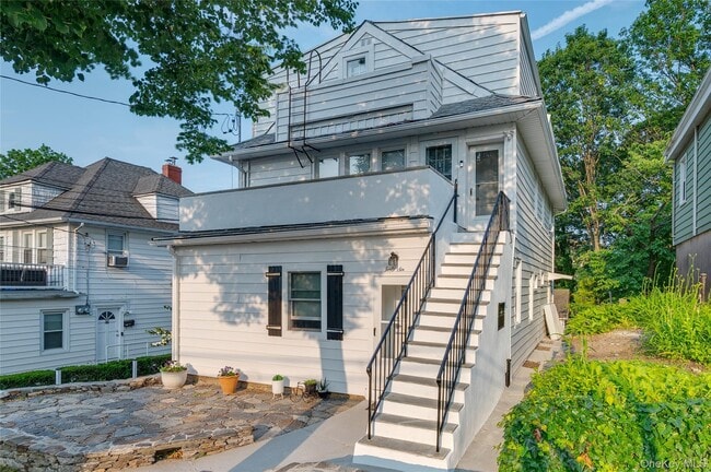 Building Photo - 46 N High St