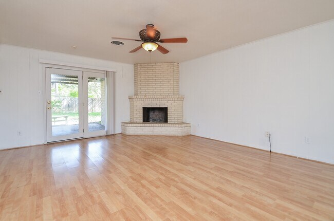 Building Photo - 7327 Osage St