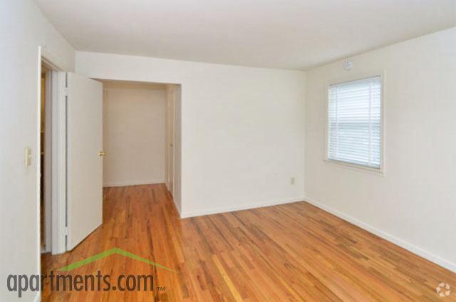 Bedroom - Millbrook Village North