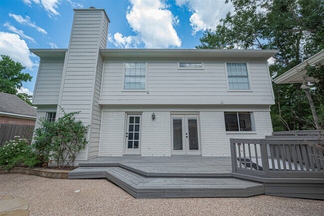 Building Photo - 3 Sandpebble Dr