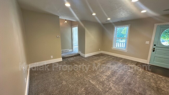 Building Photo - 312 N 100 E