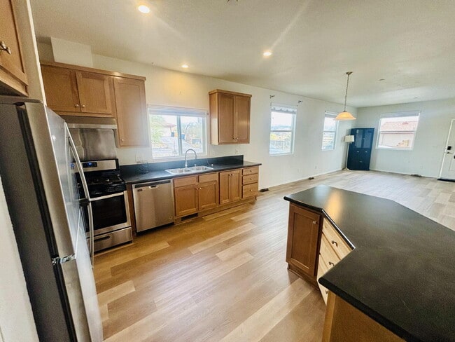 Building Photo - Fantastic Views of San Jacinto and Palm Springs