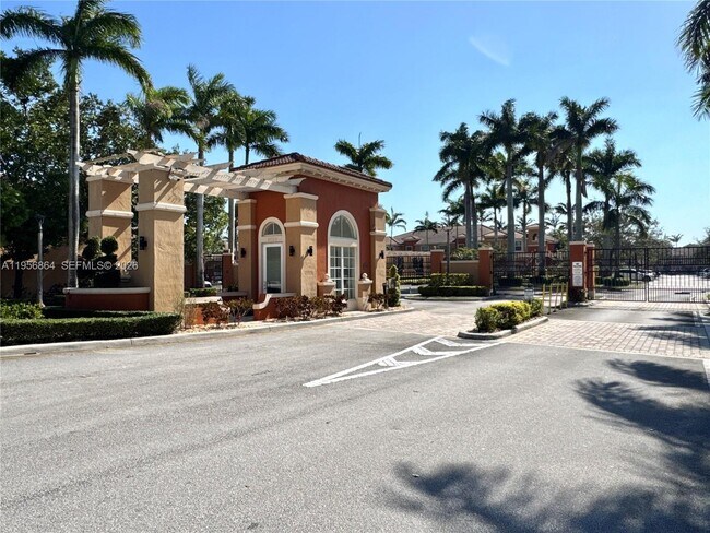 Building Photo - 2584 SW 122nd Terrace