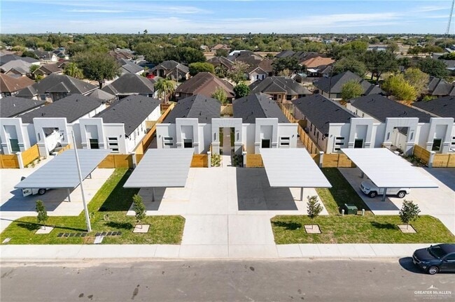 Building Photo - 503-505 W Farm to Market 495