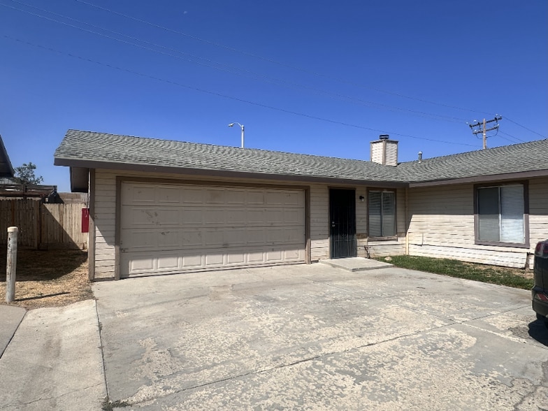 Building Photo - 1421 Cimarron Ct