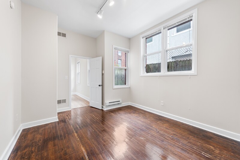 Building Photo - 1614 N 2nd St