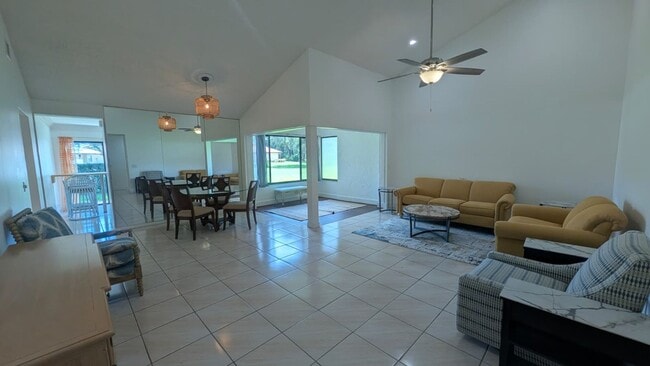 Building Photo - Beautifully Renovated 2BR/2BA Home in Martin Downs Golf Community – annual rental