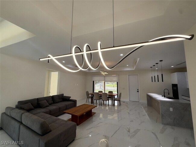 Building Photo - 1821 Desoto Blvd N