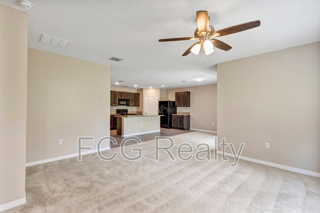 Building Photo - 72 Hickory Crse