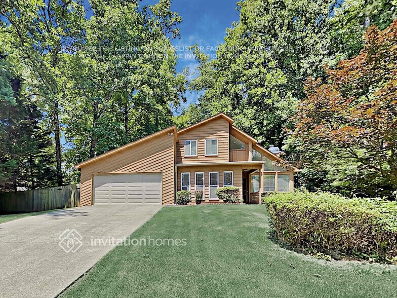 Primary Photo - 4059 Oak Ferry Dr NE