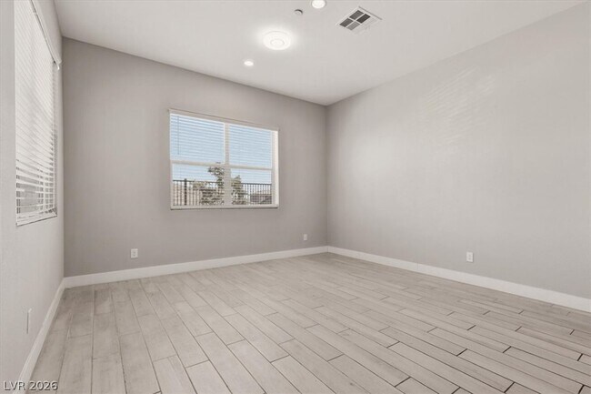 Building Photo - 378 Malpaso St