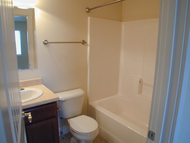 Building Photo - 110 Montalto Dr