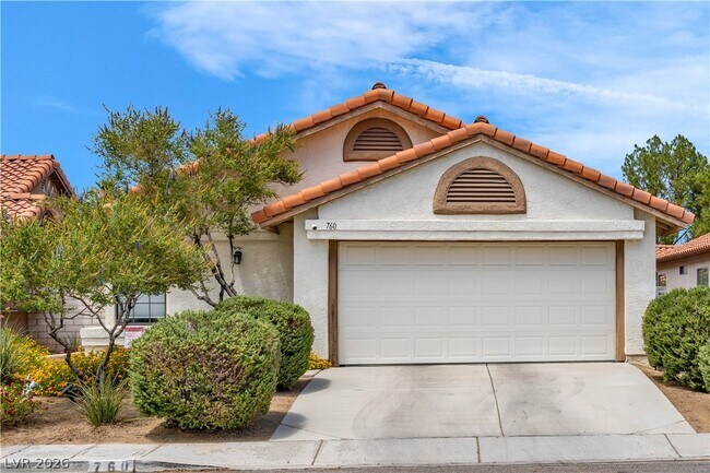 Building Photo - 760 Thousand Oaks Dr