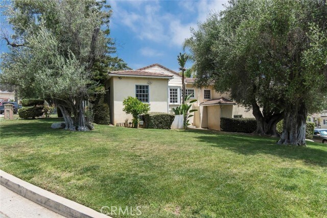 Building Photo - 1233 Imperial Dr