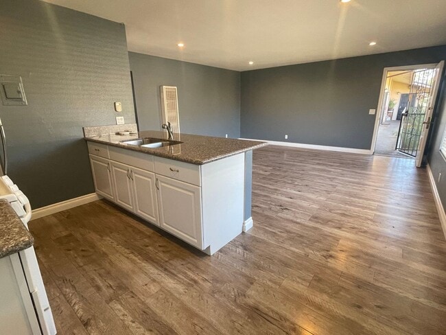 Building Photo - Kona Kai Community 2 Bedroom 1/5 Bath Corn...