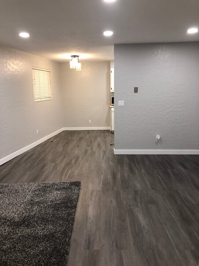 Building Photo - 44 S 1450 W