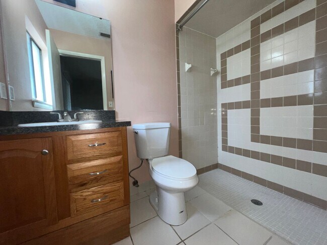 Building Photo - Port Orange 3 bed & 2 bath home