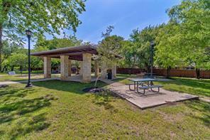Building Photo - 200 Middle Creek Dr