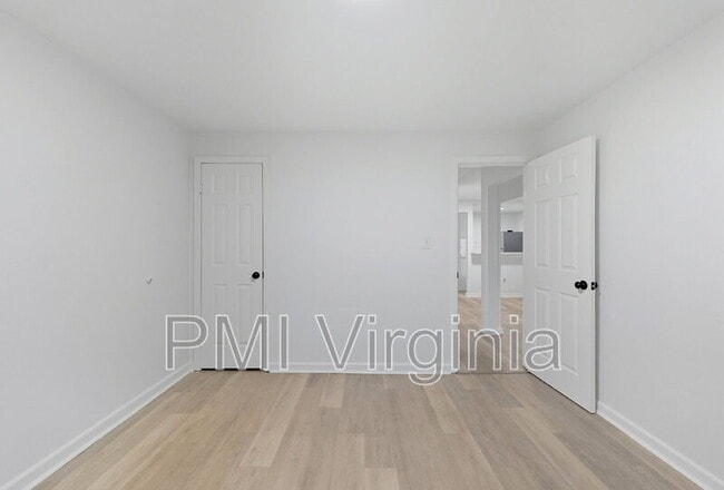 Building Photo - 2226 Florida Ave