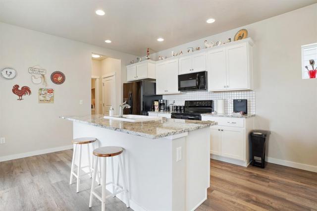 Building Photo - 4 bedroom in Meridian CA 83642