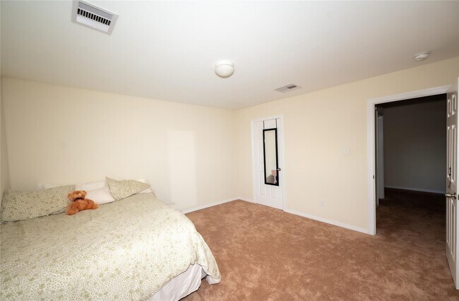 Building Photo - 3009 Trail Creek Ct