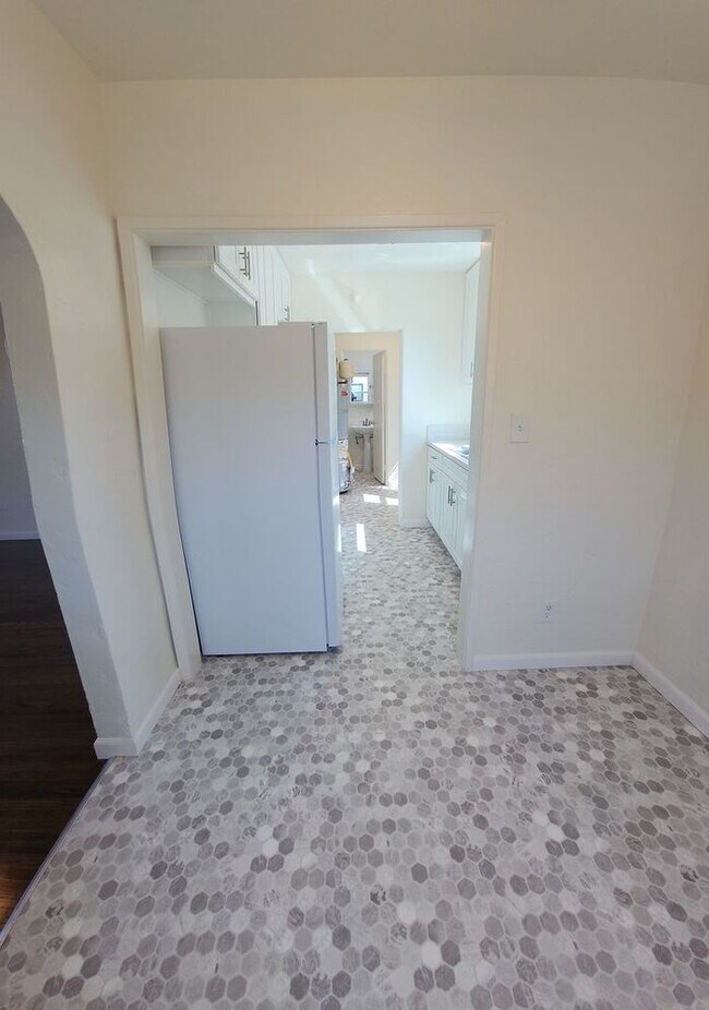 Recently renovated cottage in City Heights! 4366 Maple St San Diego