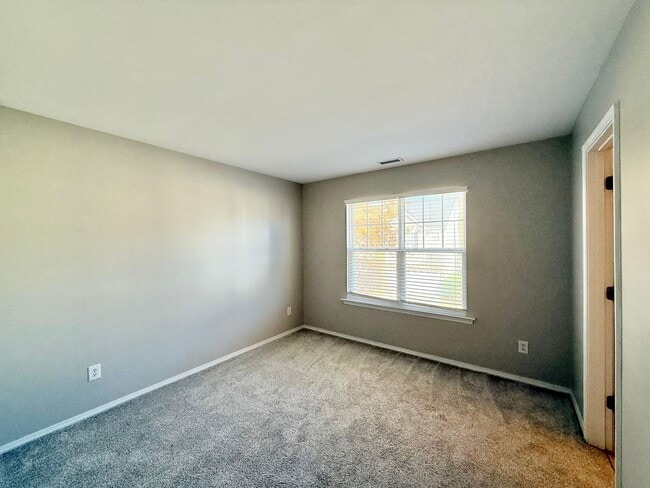 Building Photo - Stunning 2BD, 2.5BA Morrisville Home in a Prime Location Near Interstates, RDU Airport, and RTP