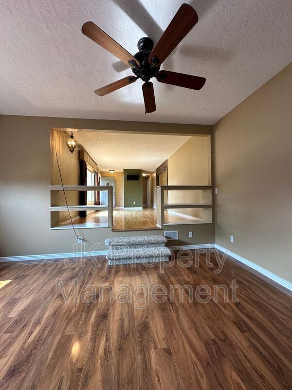 Building Photo - 710 48th St S