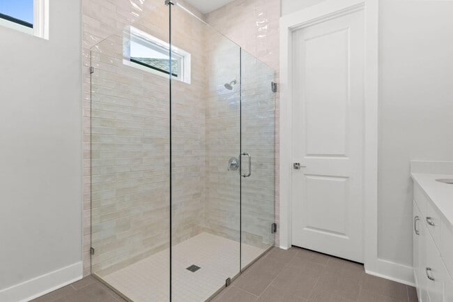 Building Photo - 263 Breakwater Blvd