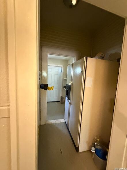 Building Photo - 630 W Gramercy Pl