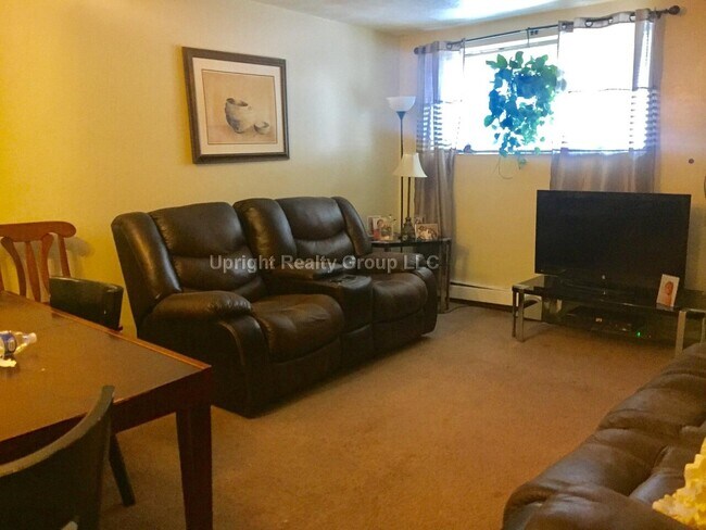 Building Photo - Governors Apartment