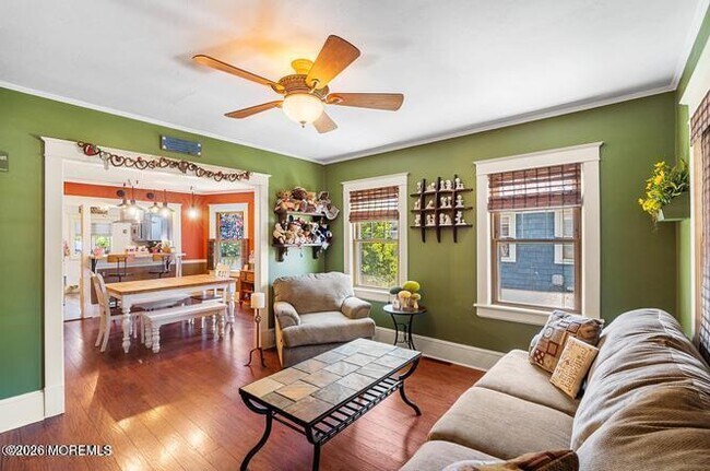 Building Photo - 15 Kiawah Ave