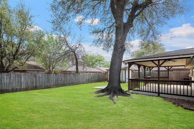 Building Photo - 14154 Whispering Palms Dr