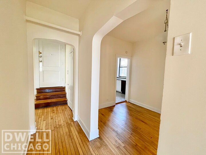 Building Photo - 2331 N Spaulding Ave