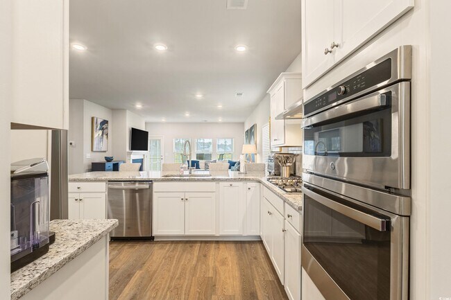 Building Photo - 5822 Whitebark Dr