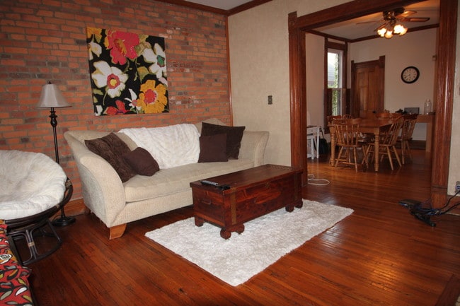 Building Photo - 239 E Whittier St