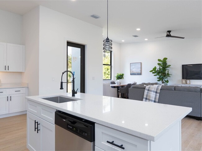 Building Photo - Brand New Construction 3/2  Canal Front Home for Rent in North Port