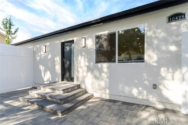 Building Photo - 10425 Pinyon Ave