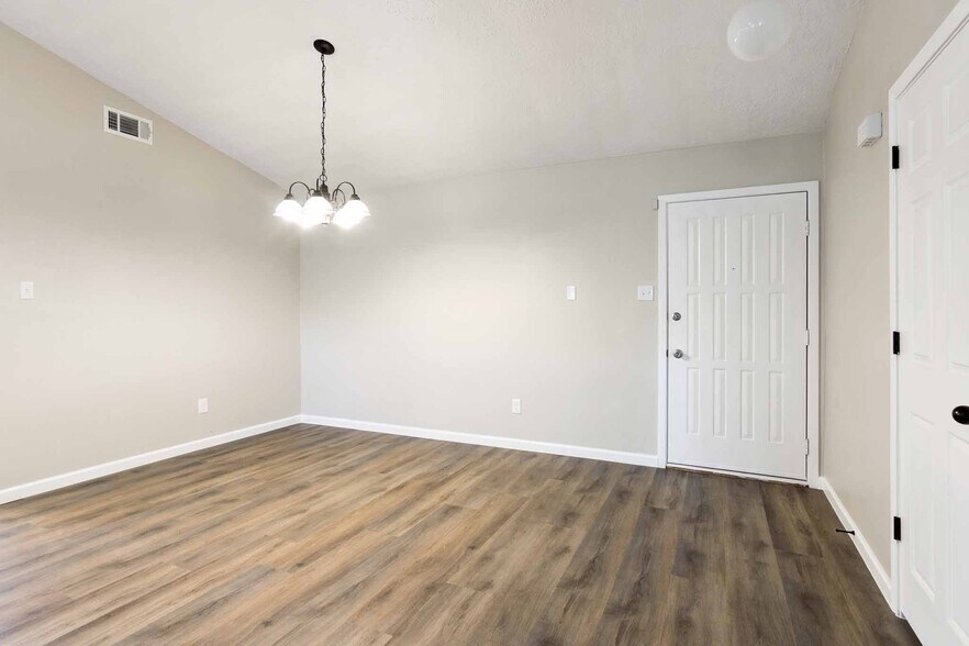 Building Photo - 259 E Castle Harbour Dr