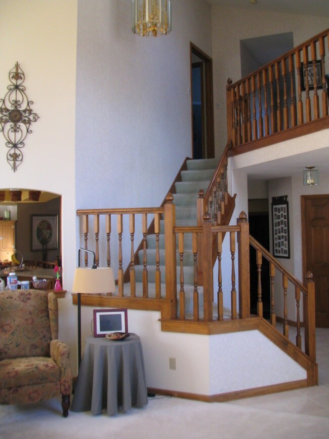 Building Photo - 14520 W Maylore Ct