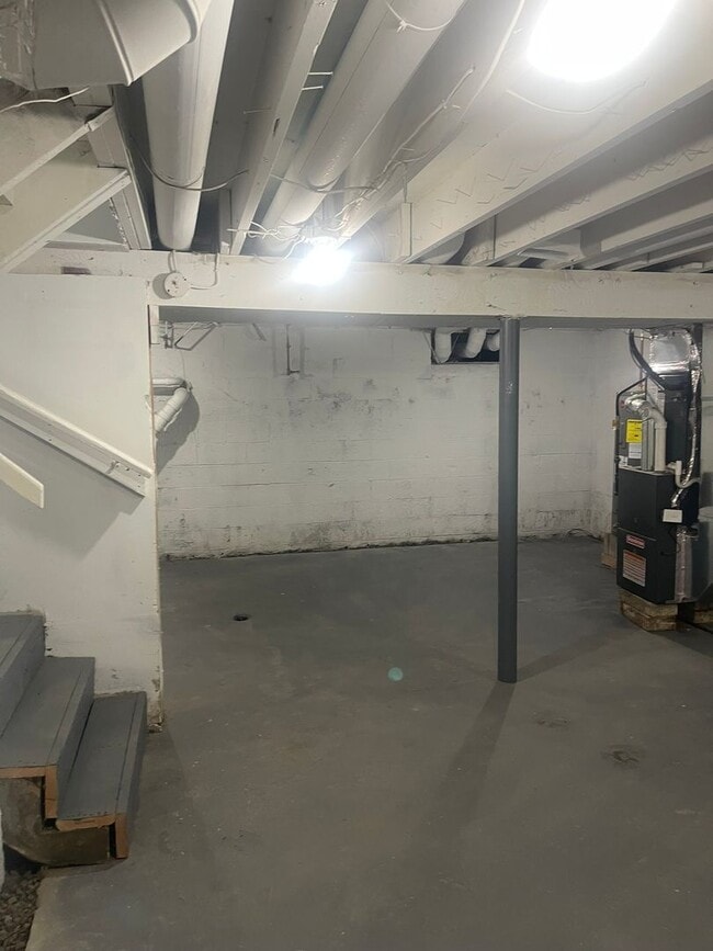 Building Photo - 4803 Paulson Dr