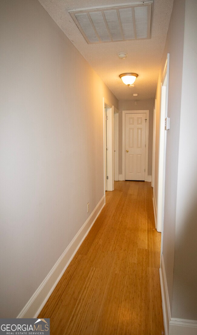 Building Photo - 1103 Wigwam Ct
